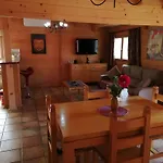 Casa Con Piscina Solo Aceptamos Familias Y Parejas No Grupos Jovenes