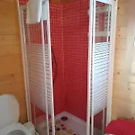 Casa Con Piscina Solo Aceptamos Familias Y Parejas No Grupos Jovenes בית נופש