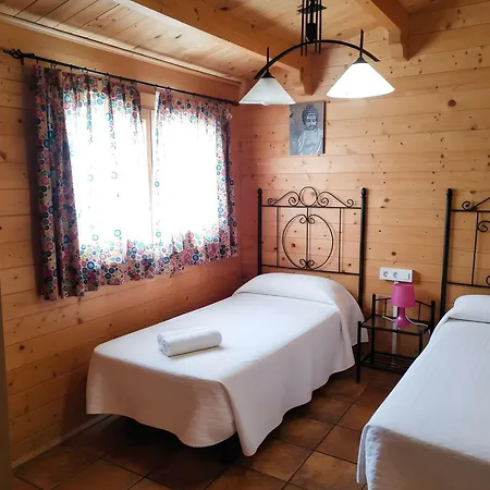 Casa Con Piscina Solo Aceptamos Familias Y Parejas No Grupos Jovenes Dom wakacyjny