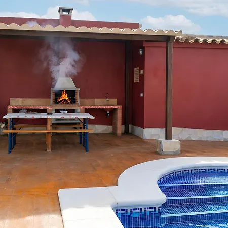 Casa Con Piscina Solo Aceptamos Familias Y Parejas No Grupos Jovenes *