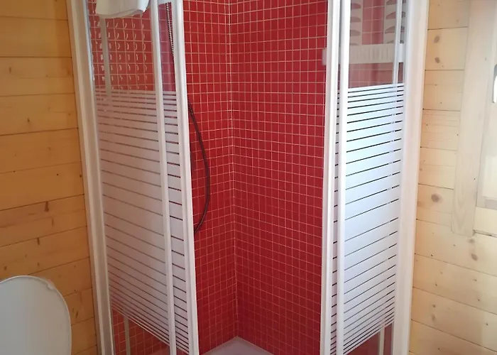 Casa Con Piscina Solo Aceptamos Familias Y Parejas No Grupos Jovenes Tatil Evi