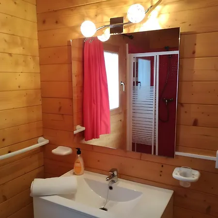 Feriehus Casa Con Piscina Solo Aceptamos Familias Y Parejas No Grupos Jovenes *