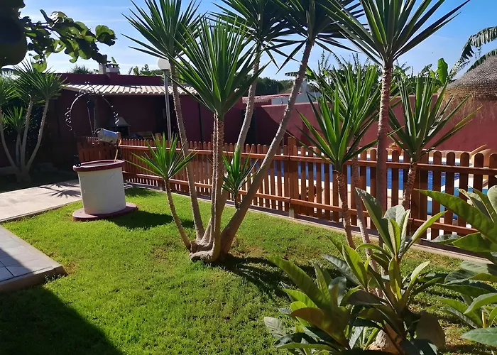 Casa Con Piscina Solo Aceptamos Familias Y Parejas No Grupos Jovenes Semesterbostad *