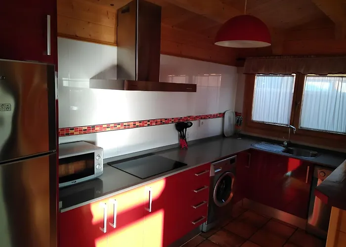 Casa Con Piscina Solo Aceptamos Familias Y Parejas No Grupos Jovenes Semesterbostad *